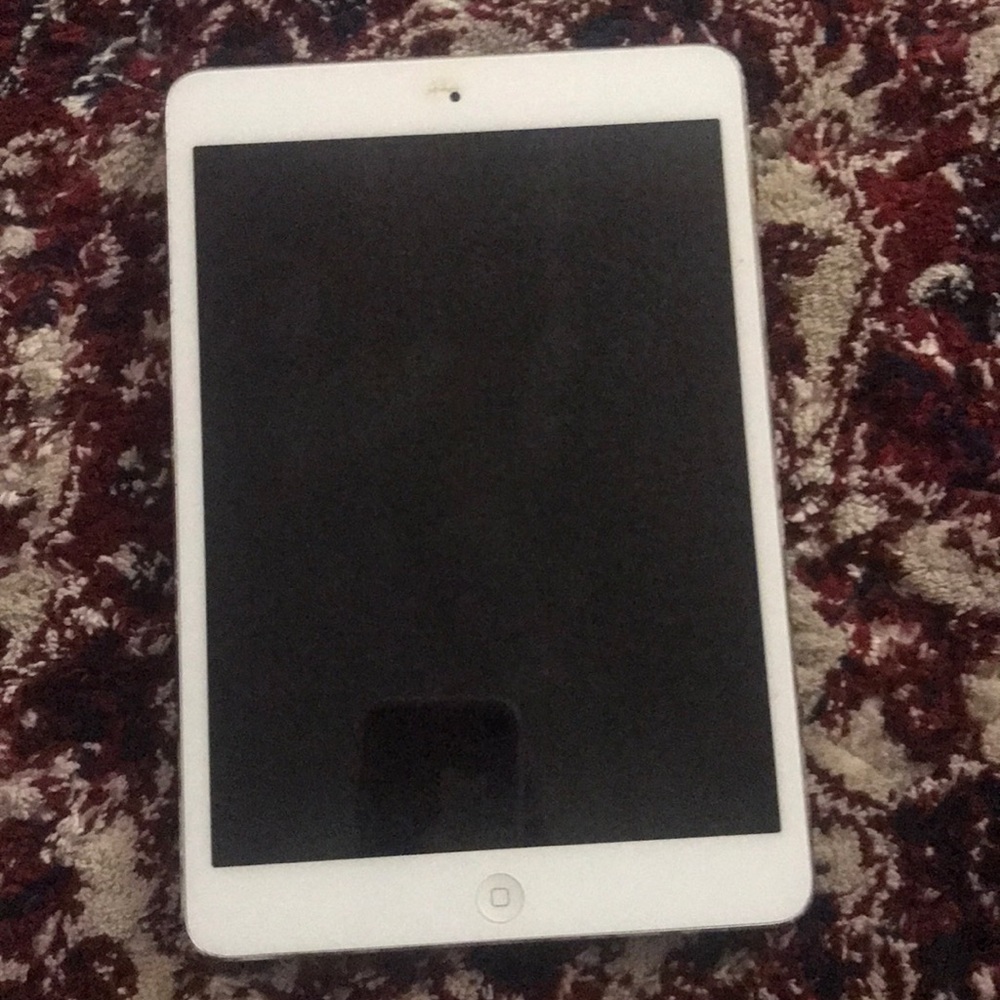 iPad mini ❤️ - Picture 3 of 4